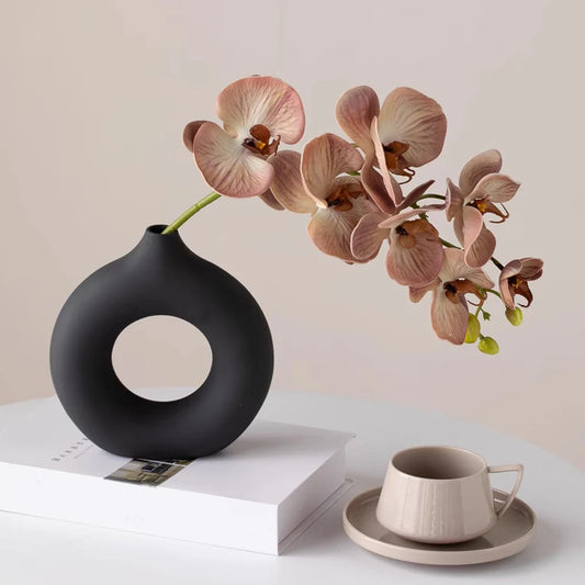 Black Circle Flower Vase