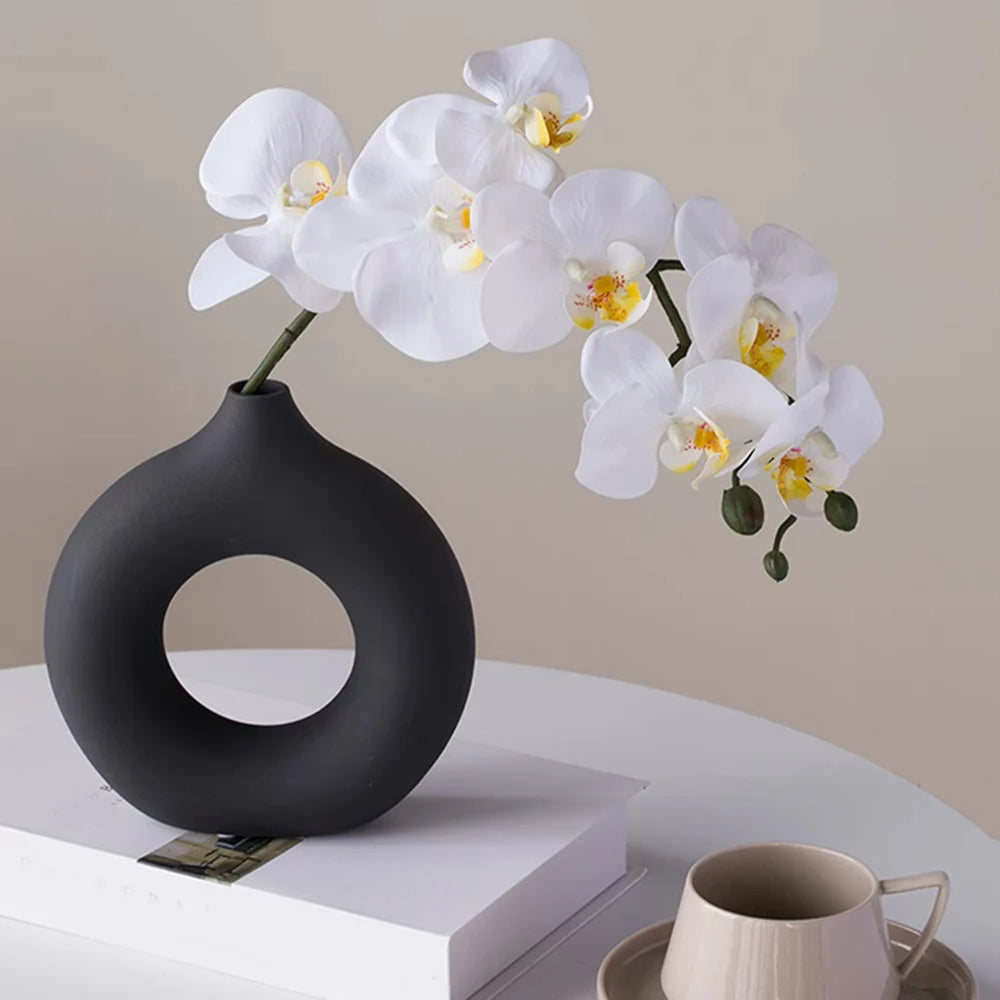 Black Circle Flower Vase