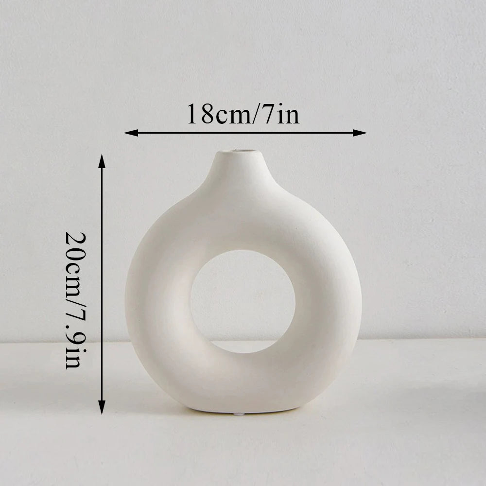 Black Circle Flower Vase